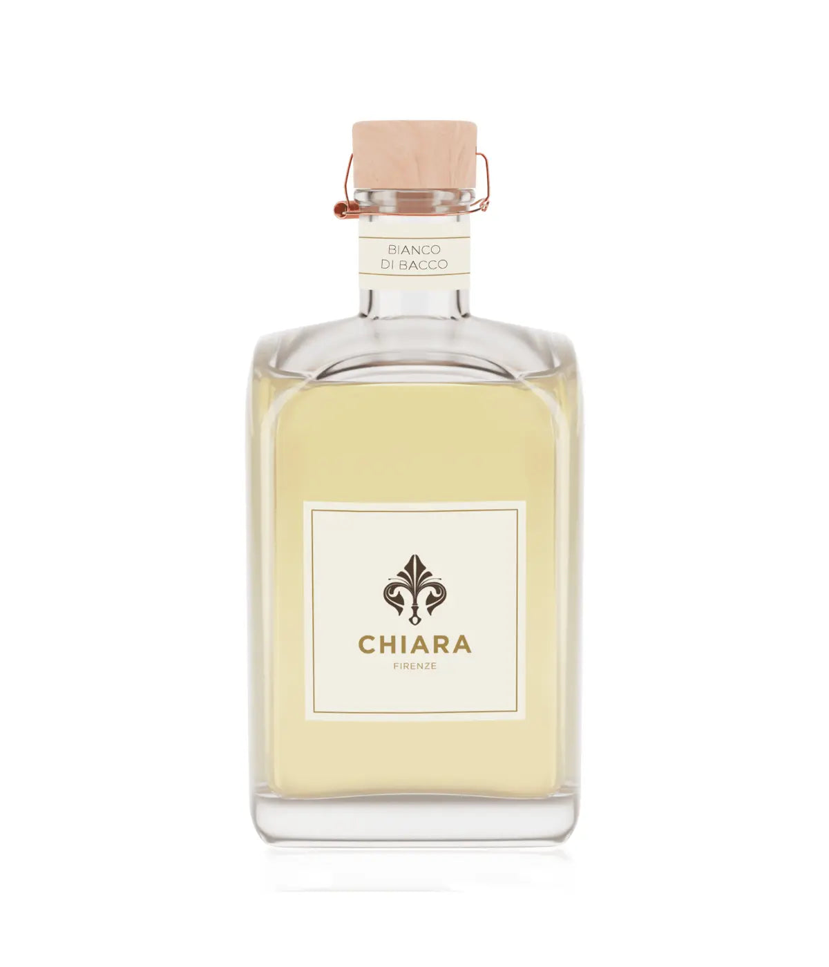 Una bottiglia in vetro trasparente con fragranza beige. Etichetta Chiara Firenze, Bianco di Bacco