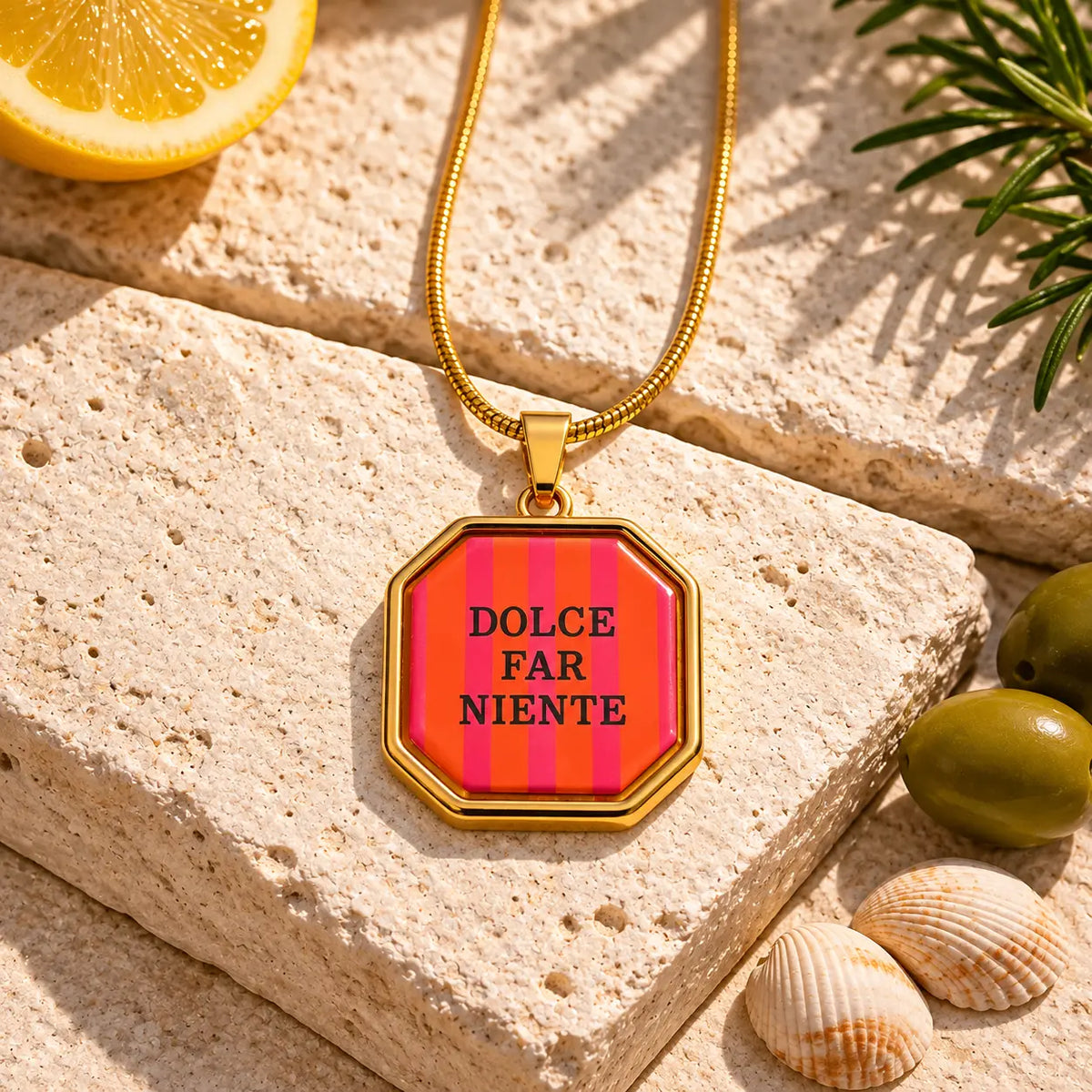 Collana Dolce Far Niente con ciondolo placcato oro 18K
