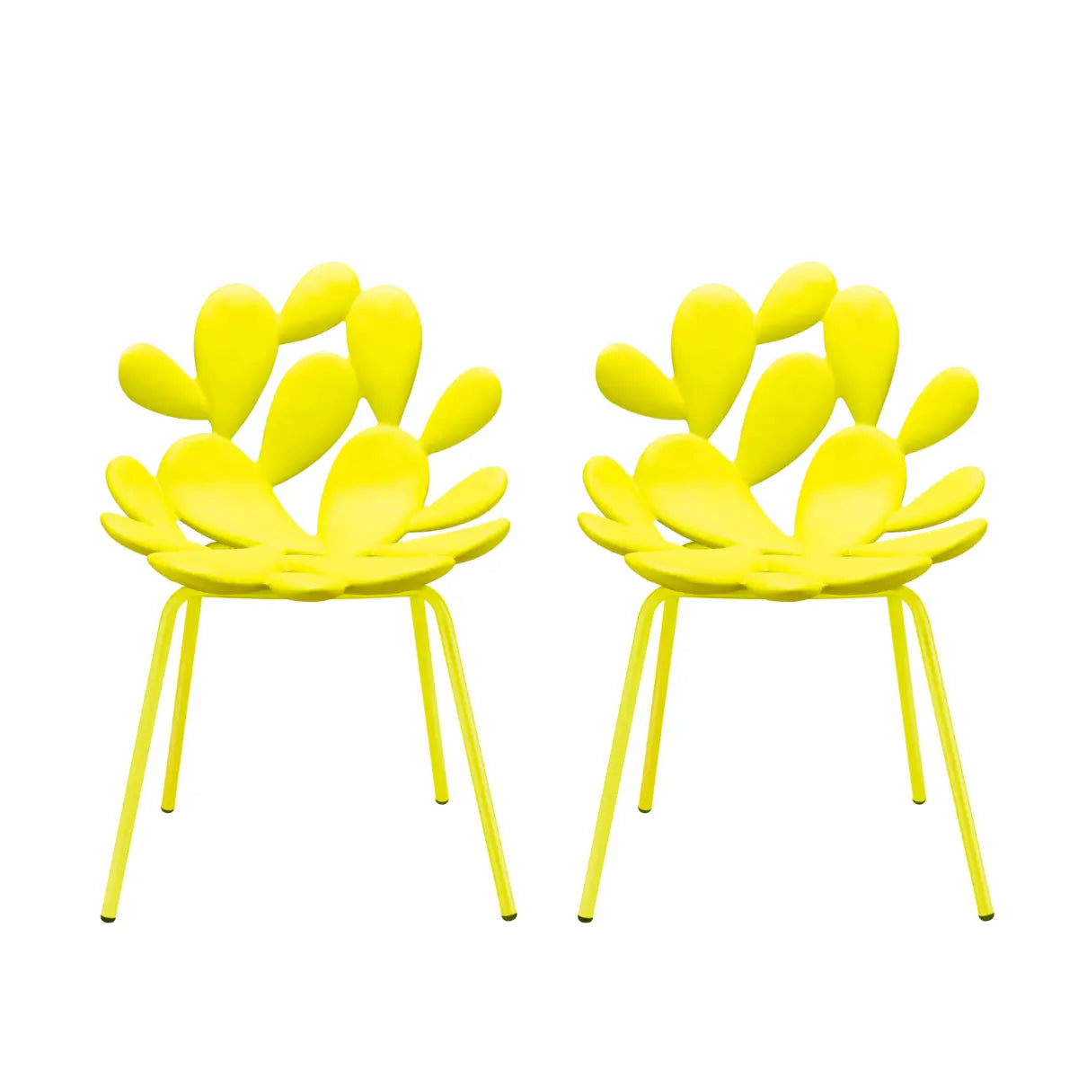 Due sedie gialle con una seduta particolare che ricorda il fico d'india