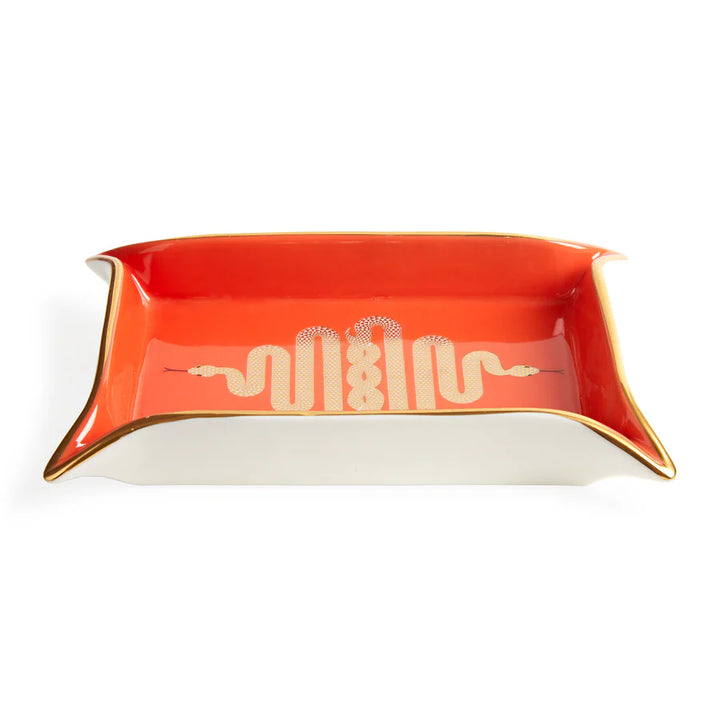 Vassoio arancione con bordo bianco, due serpenti intrecciati con dettagli in oro. Immagine sfondo bianco.