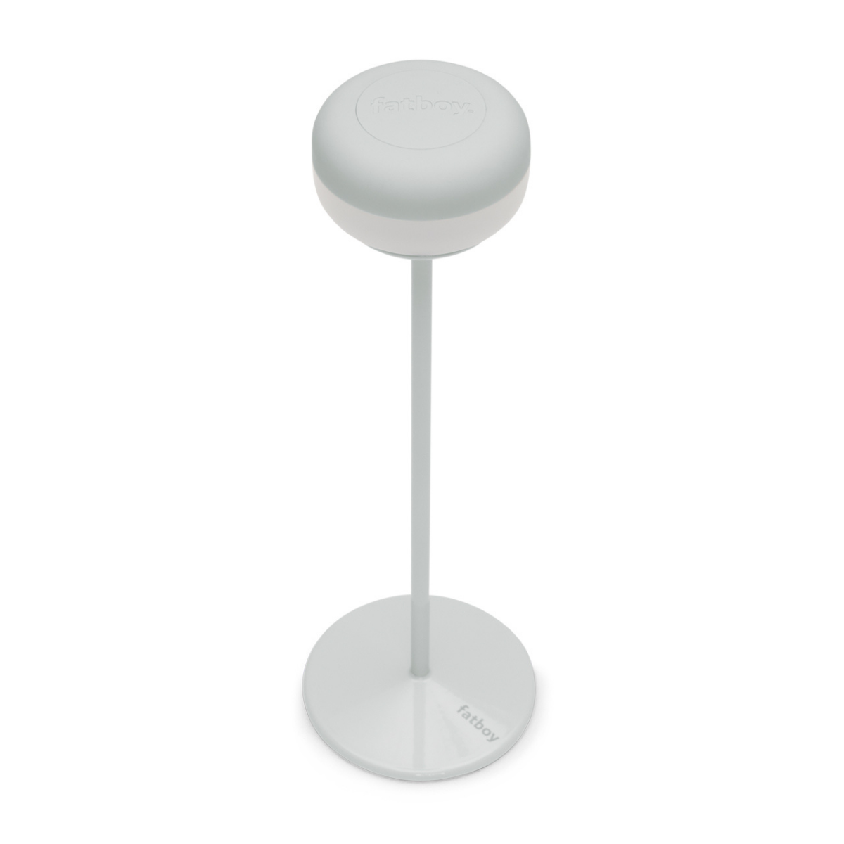 Lampada da tavolo, beige. Parte alta lampadina dimerabile e staccabile per ricarica. Sfondo bianco