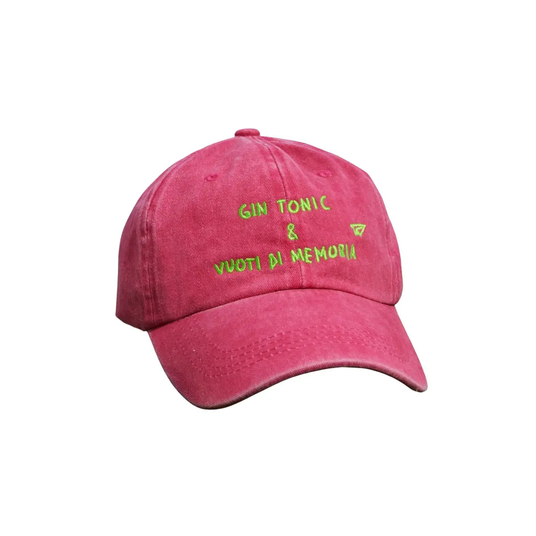 Cappellino Linea Daria rosa con la scritta gin tonic e vuoti di memoria 