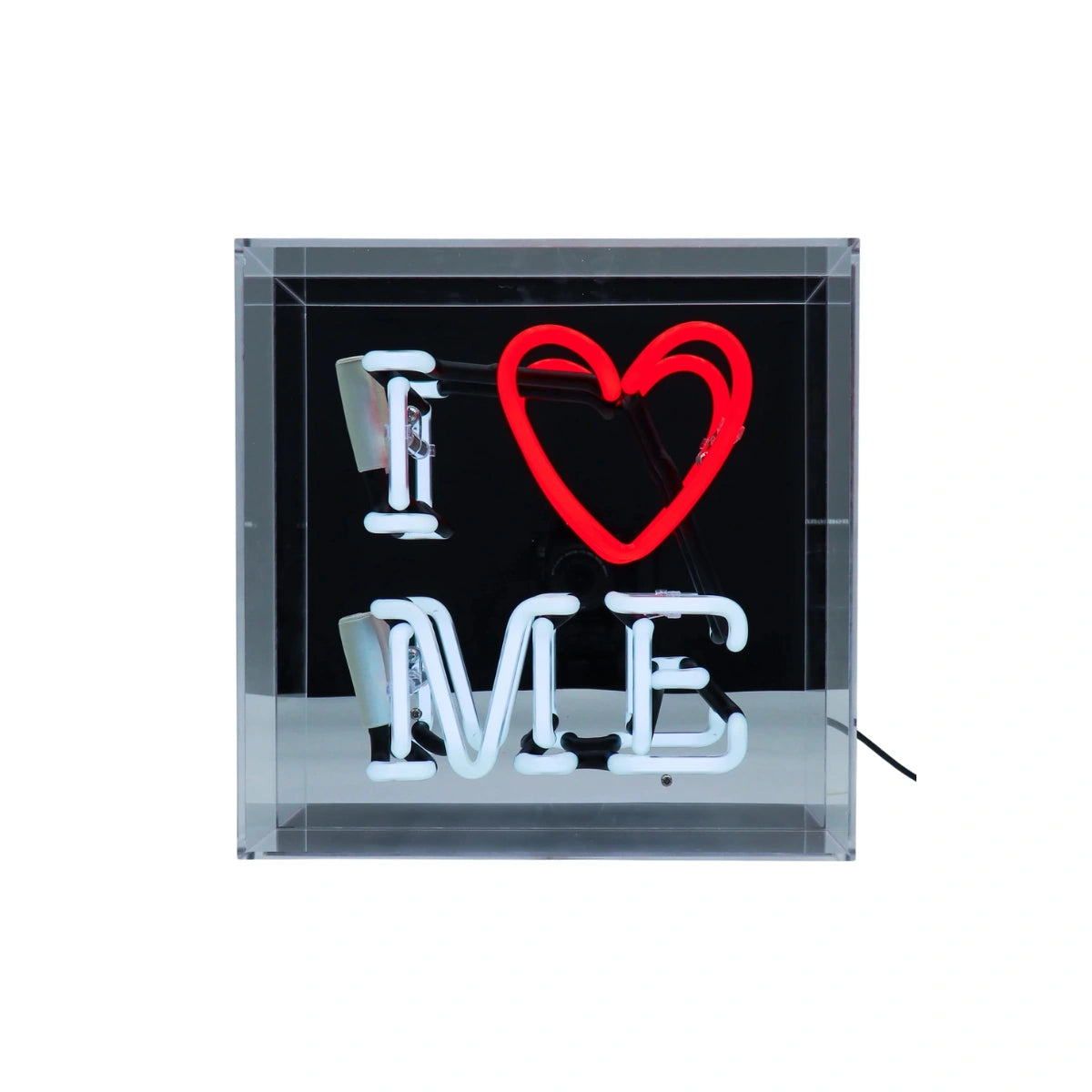 insegna neon i love me bianca e rossa, con specchio, su sfondo bianco