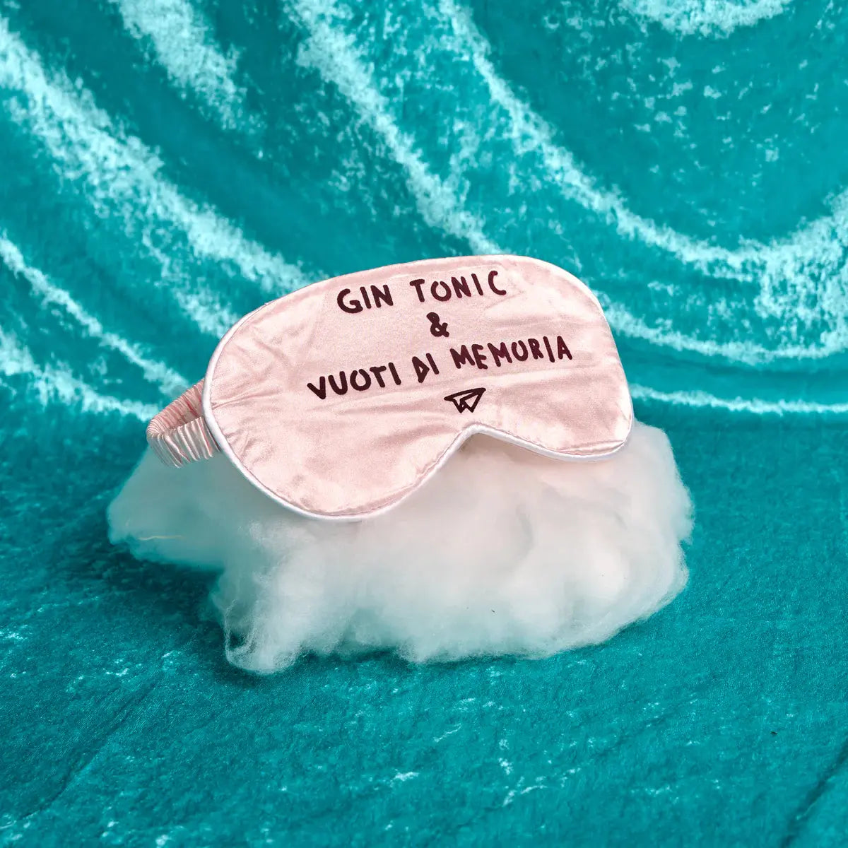 Mascherina da notte rossa con scritta gin tonic e vuoti di memoria