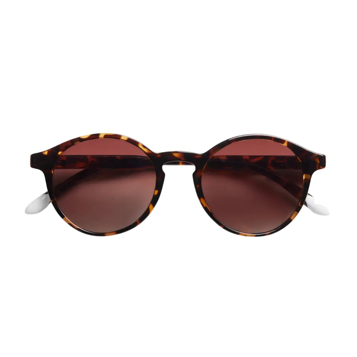 Occhiale da sole chiuso finitura tartaruga marrone lucida. Finale asta, scritte e sfondo bianco