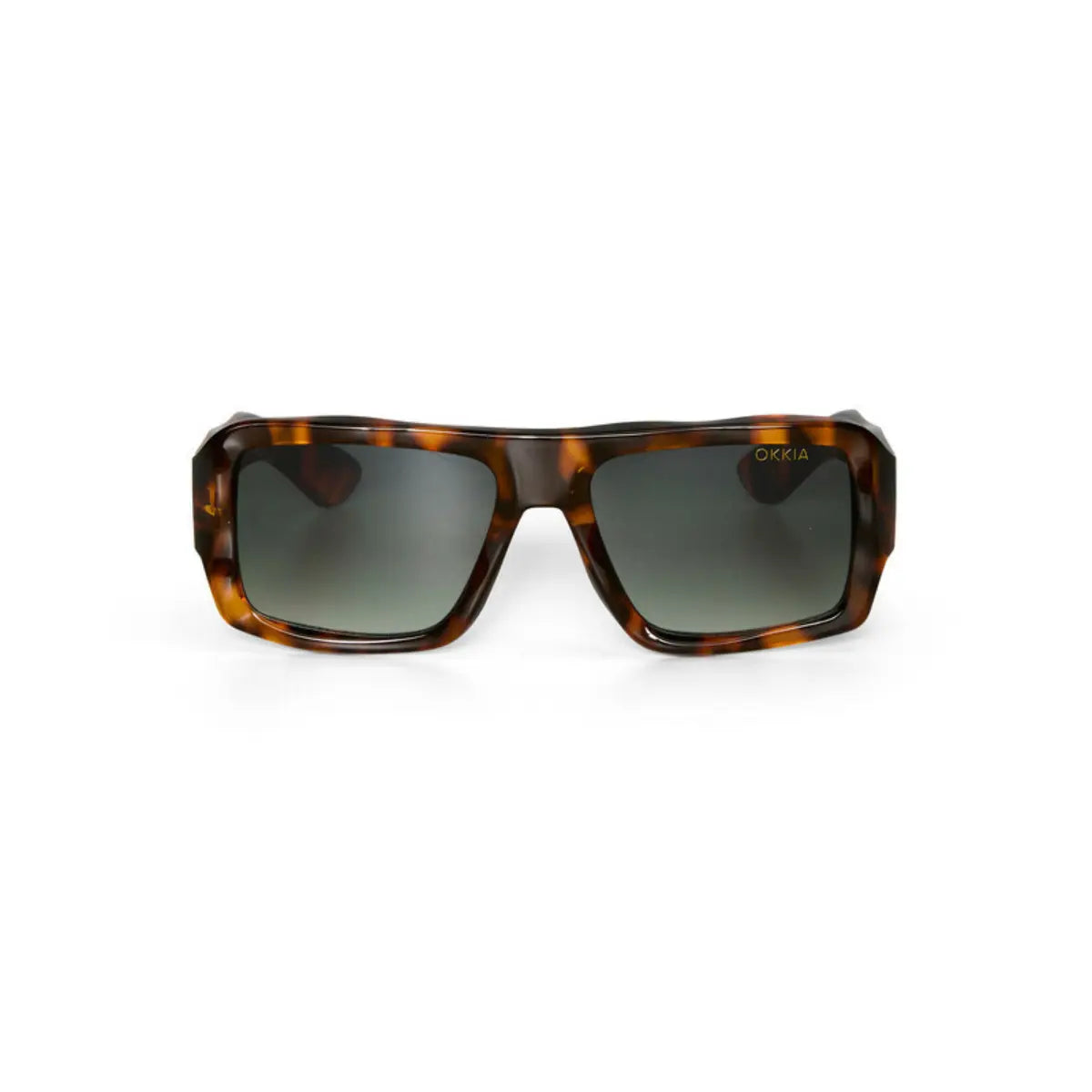 Occhiali da sole nel modello Kansas Havana con lente verde della collaborazione Okkia x Seletti