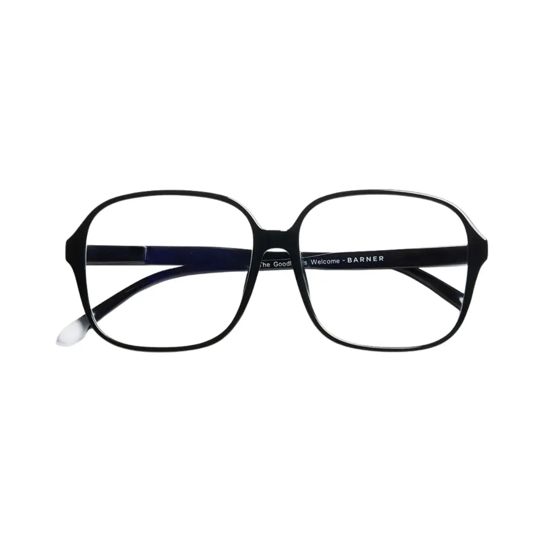 Occhiale da lettura protezione luci blu montatura nero lucido. Sfondo bianco