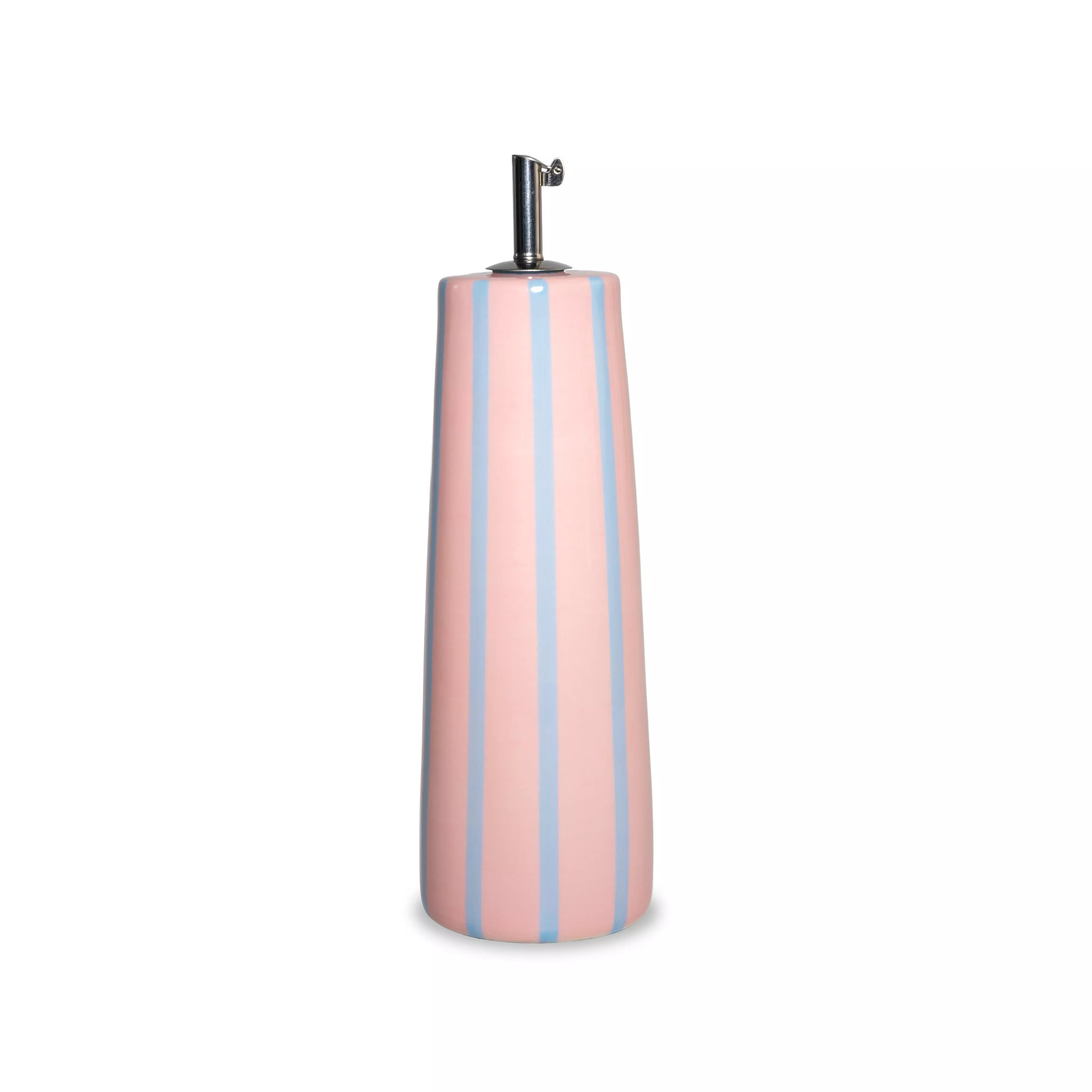 Oliera in ceramica con righe rosa pastello e azzurro pastello. Beccuccio in acciaio. Sfondo bianco 