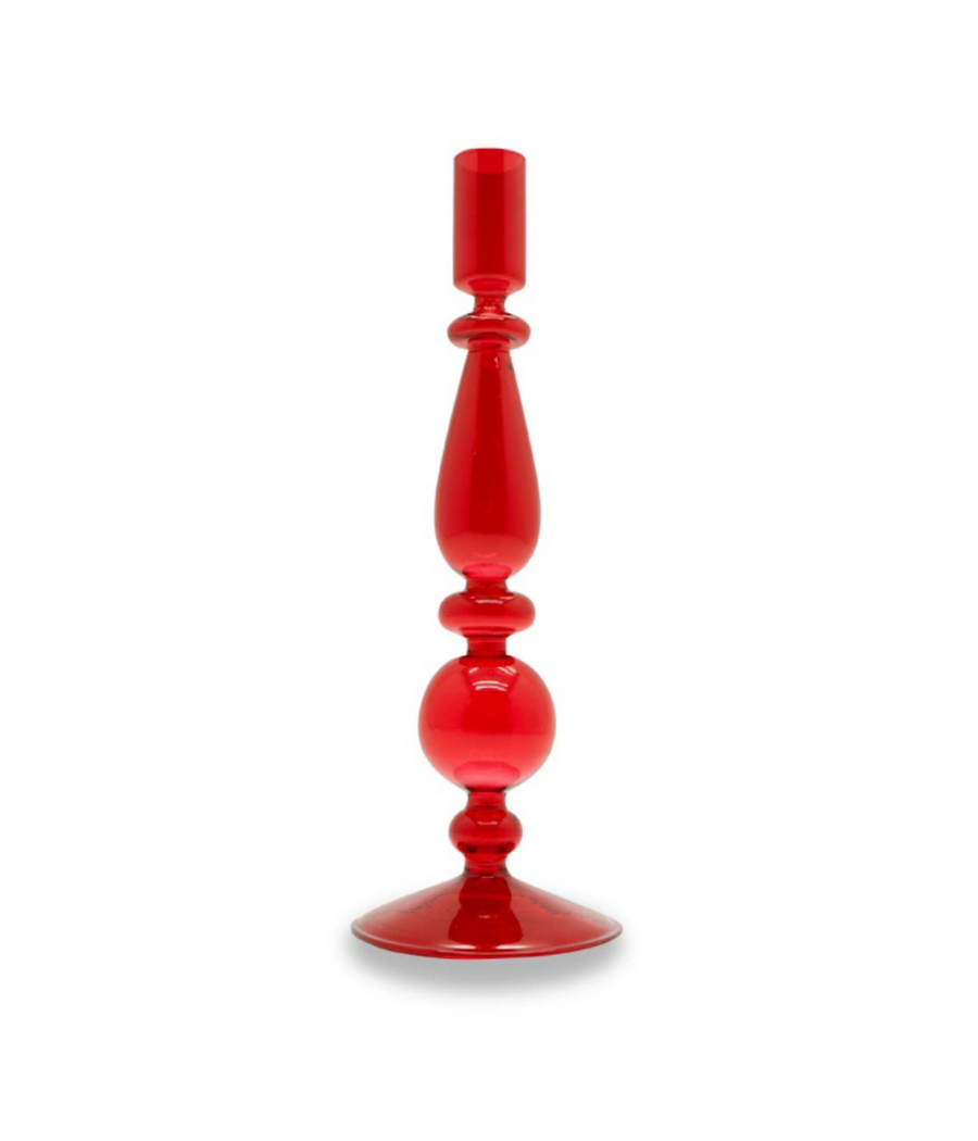 Portacandele alto con forma arrotondata e longilinea. Colore rosso. Immagine su sfondo bianco