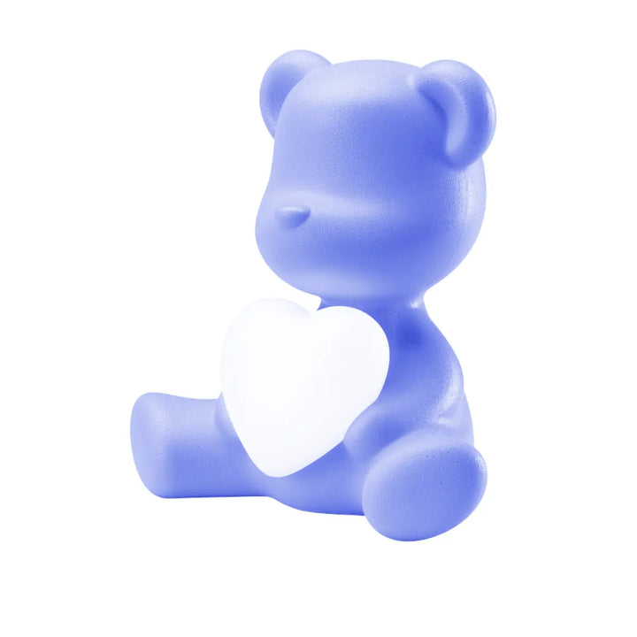 Profilo lampada a forma di orsetto azzurro con cuore che s'illumina al centro di Qeeboo