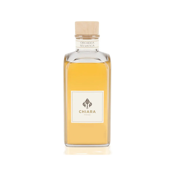 Profumatore ambiente 100/200 ml Orchidea Selvatica: note erbacee e legnose per una fragranza intensa ed elegante.