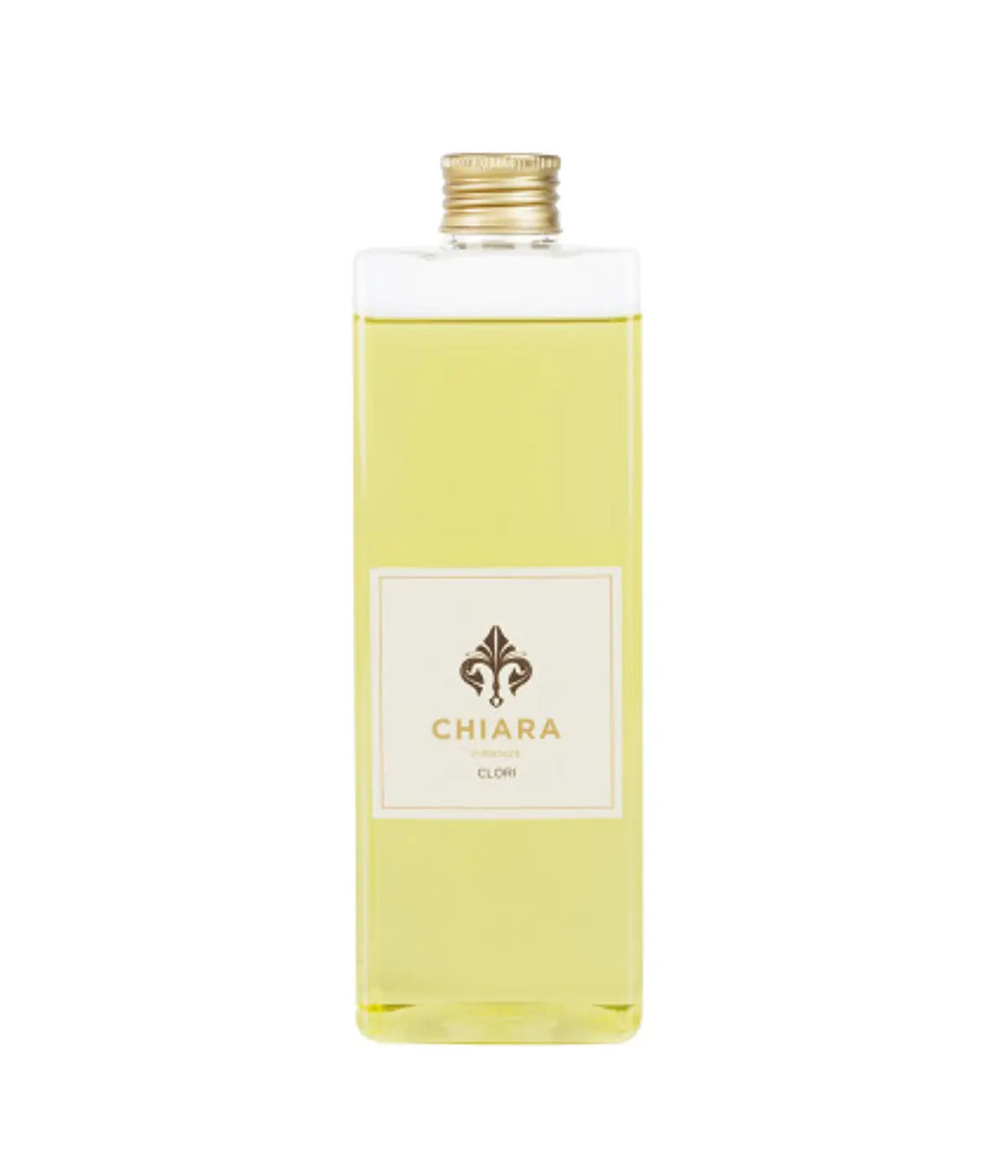 Una bottiglia vetro trasparente con fragranza gialla. Etichetta Chiara Firenze Clori. Sfondo bianco