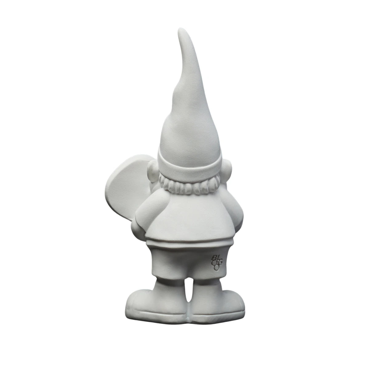 Nano bianco con racchetta da padel. Scritta Blogo. Immagine su sfondo bianco 