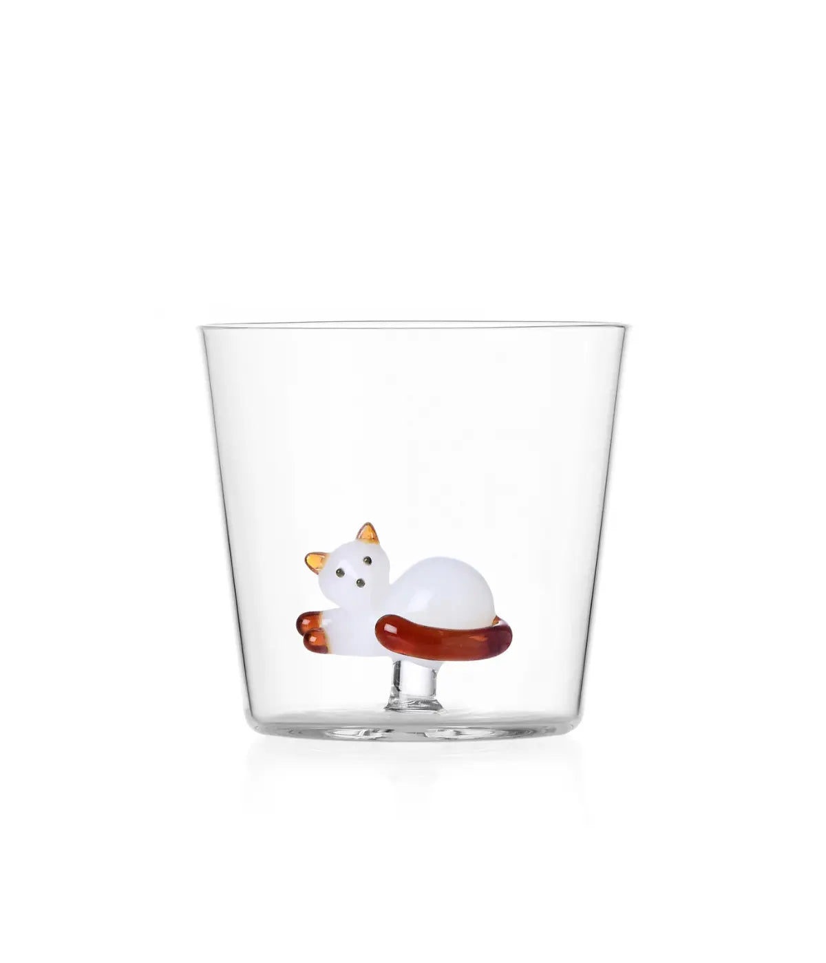 Bicchiere Tabby Cat di Ichendorf con gattino bianco e ambra, realizzato in vetro borosilicato.