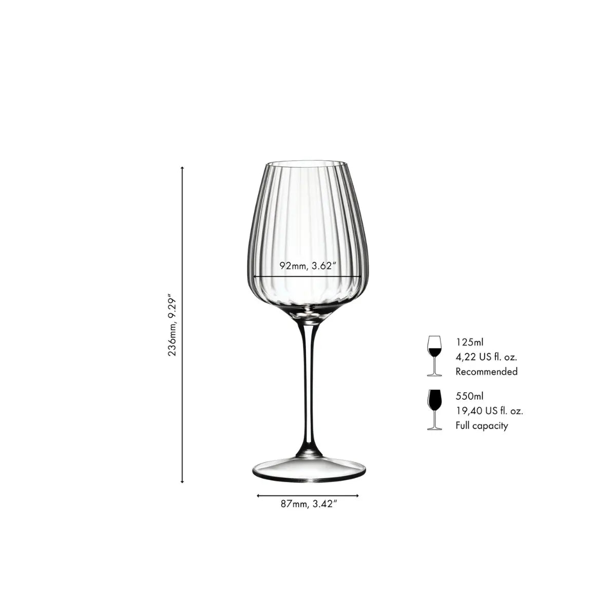 Calice Cocktail di cristallo con misure. Sfondo bianco 