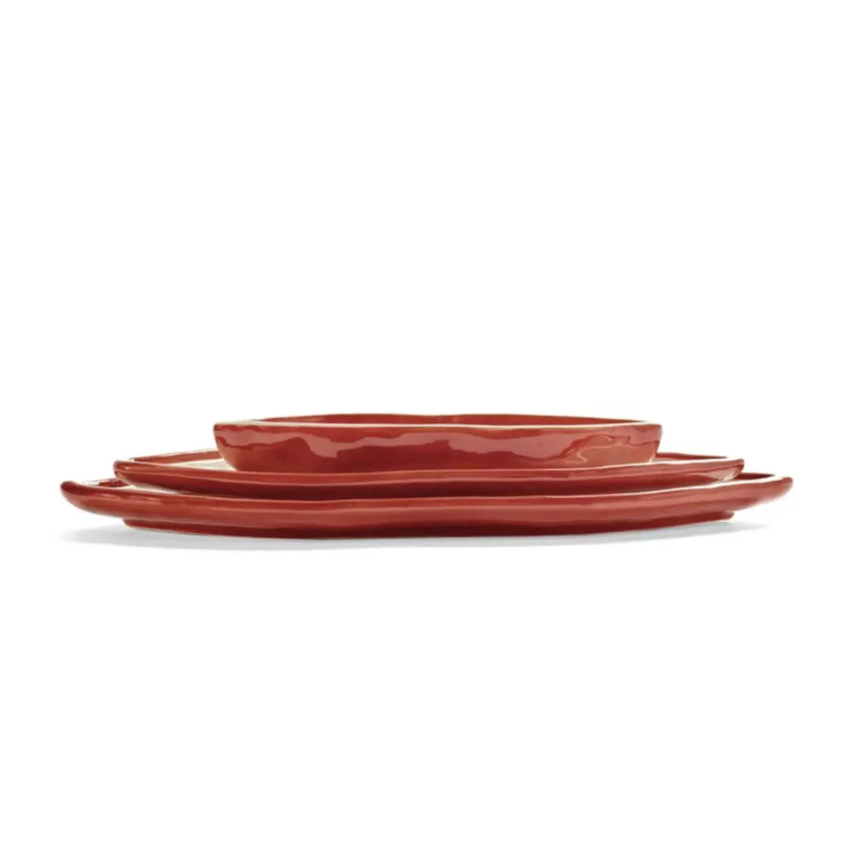 Piatti da portata Lips a forma di labbra rosse impilabili – Serax