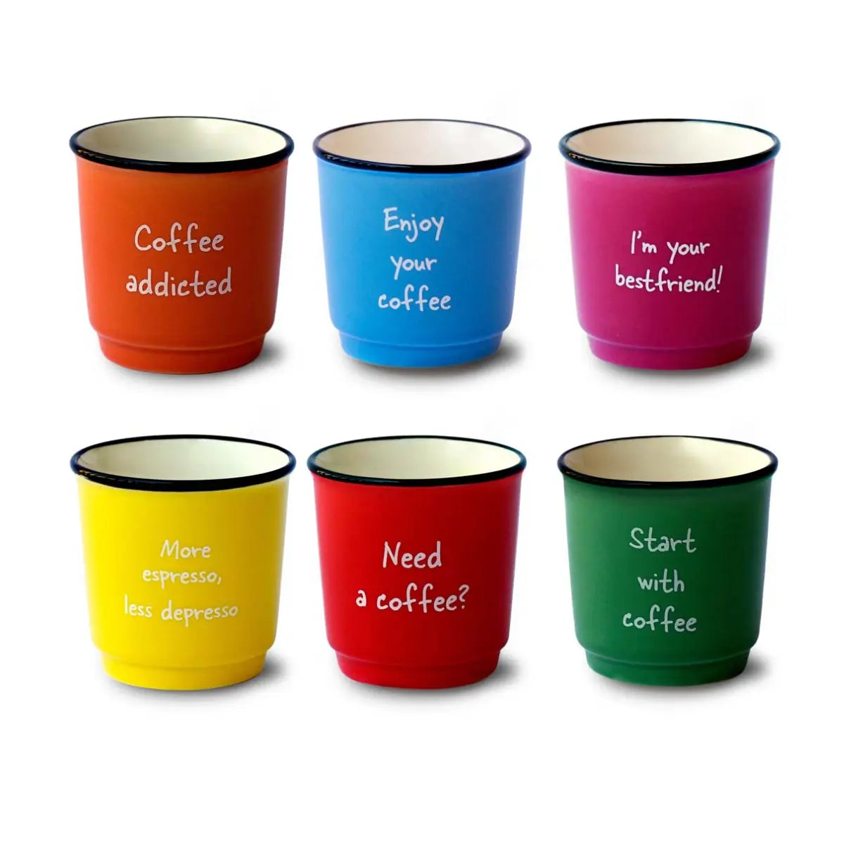 Set di 6 tazzine colorate con frasi in bianco simpatiche. Sfondo bianco