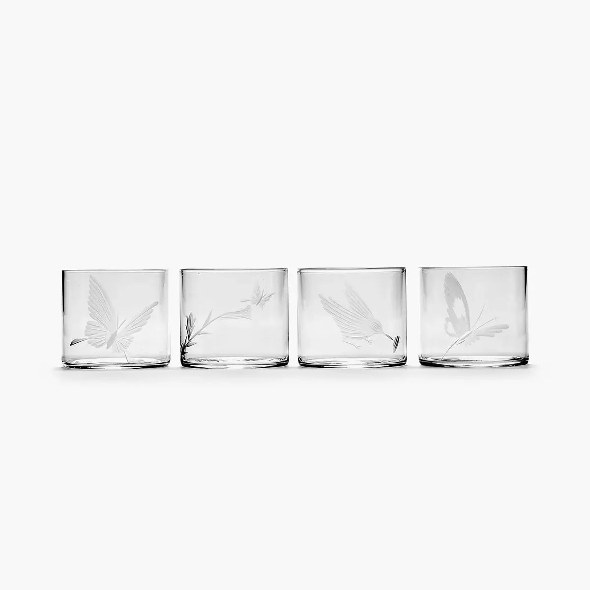Bicchieri tumbler Unity con quattro diverse incisioni di flora e fauna – Tomorrowland x Serax