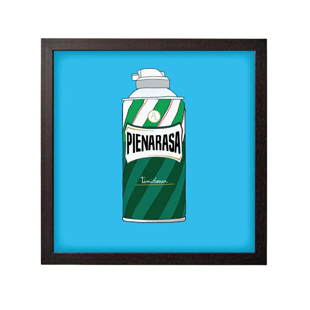 Stampa su sfondo azzurro con uno spray per la barba e la scritta ironica piena rasa con cornice nera