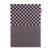 Tappeto Petit Square Affair a quadretti blu e beige grandi e piccoli. Etichetta Fatboy 
