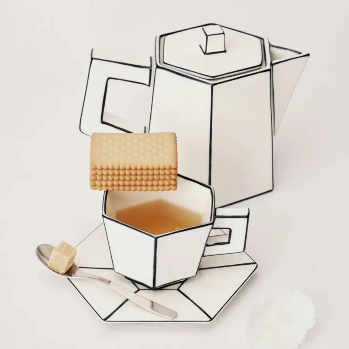 Tazza da cappuccino Carte Blanche con piattino e contorni neri dipinti a mano – Annebet Philips x Serax