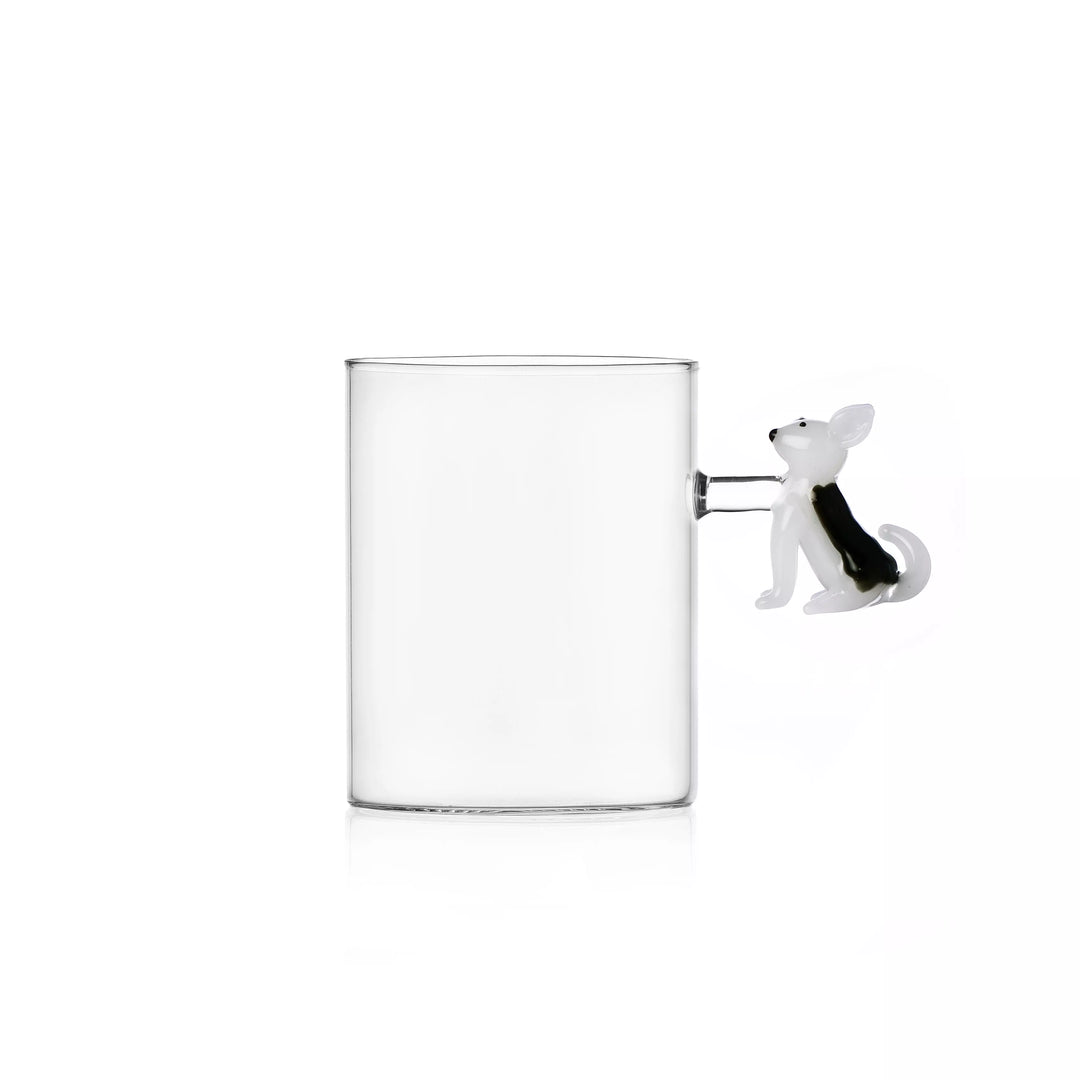 La tazza della collezione Dogs di Ichendorf nella versione con il Bull Terrier