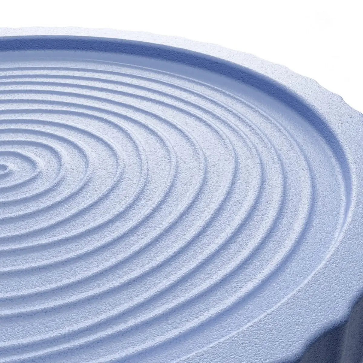 Dettaglio mobiletto a forma di tronco celeste utilizzabile come comodino, tavolino, contenitore