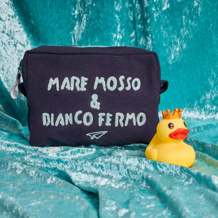 Trousse Mare Mosso e Bianco Fermo di Linea Daria