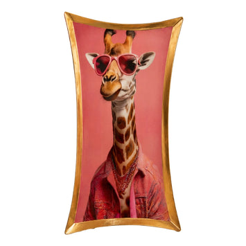 Vassoio con bordo dorato con una giraffa vestita rappresentata su sfondo rosa