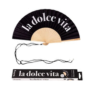 Ventaglio nero scritta la dolce vita bianca. Laccetto nero, confezione nera con scritte bianche
