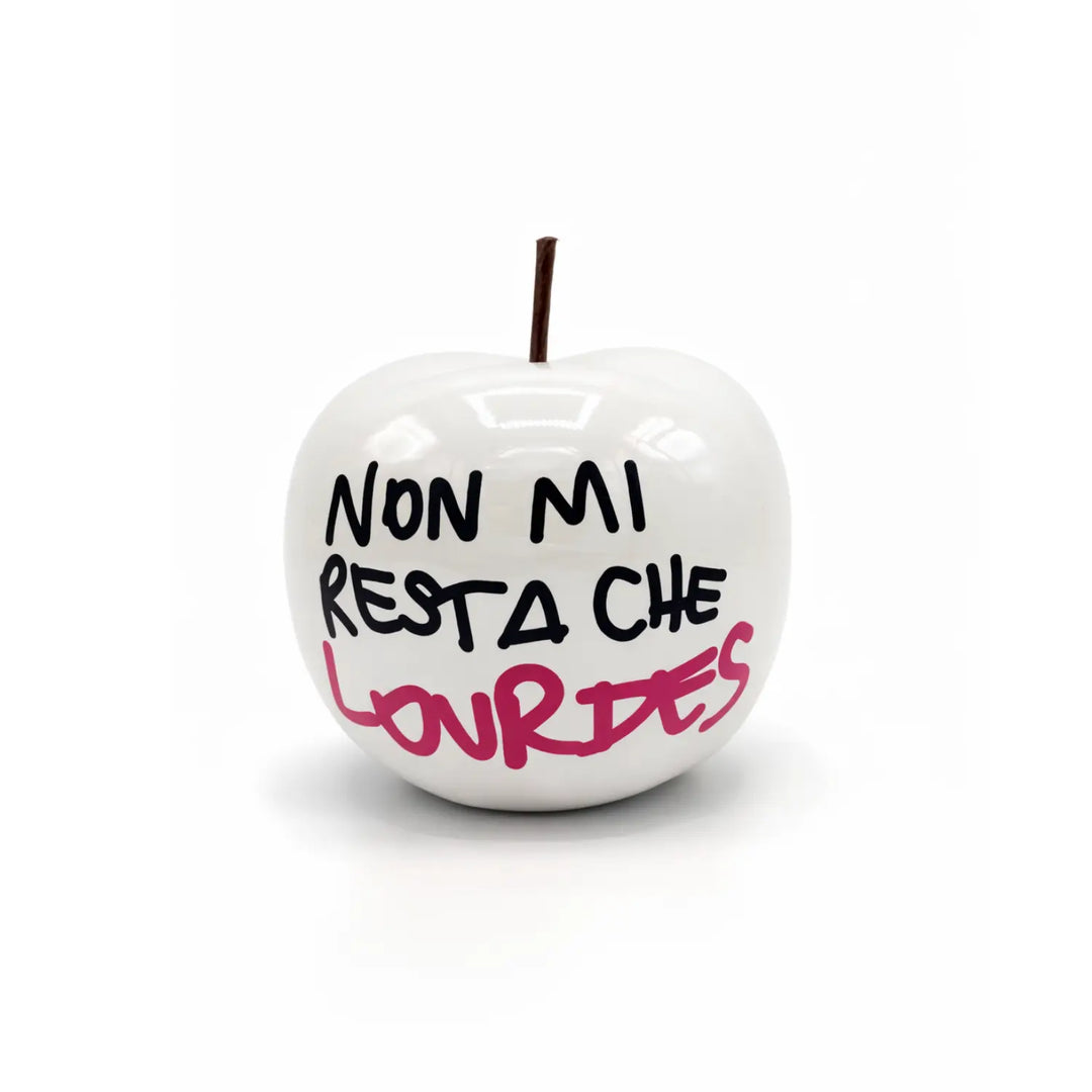 Mela Luxury Apple fatto a mano in Italia. Accessorio in ceramica con scritta.